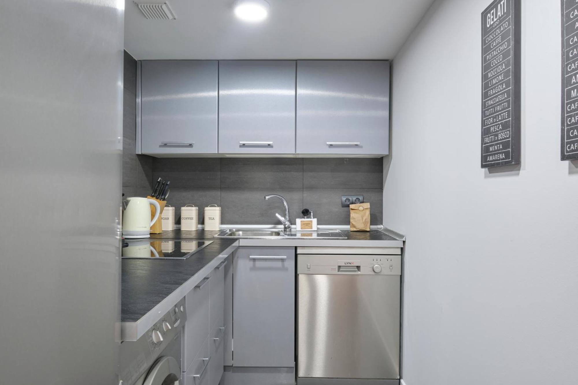 Lovely Apartments - Increible Loft En El Corazon De Madri Exterior foto